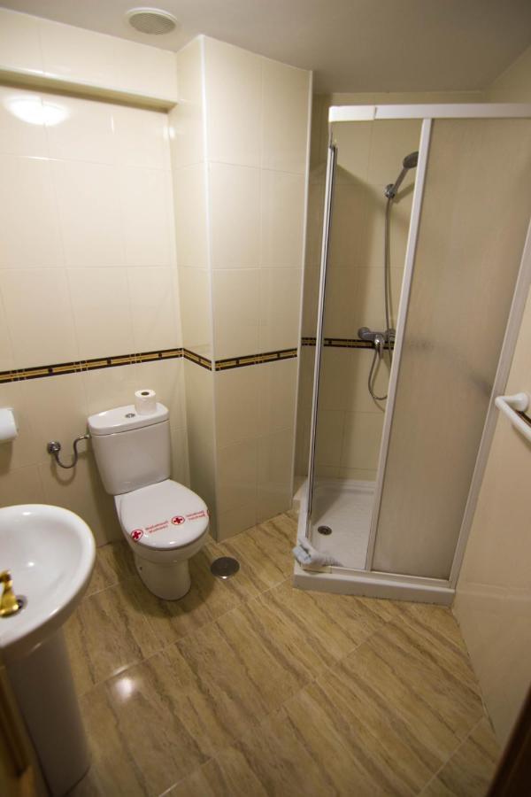 Puerta Del Sol Trm Only Adults Aparts Torremolinos Exterior photo