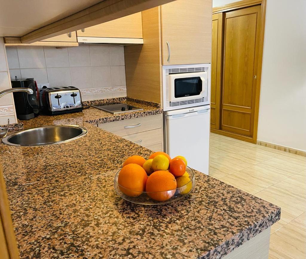 Puerta Del Sol Trm Only Adults Aparts Torremolinos Exterior photo
